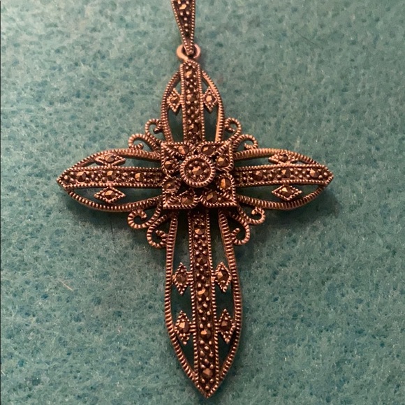 Sterling silver Marcasites stone vintage cross - Picture 1 of 3